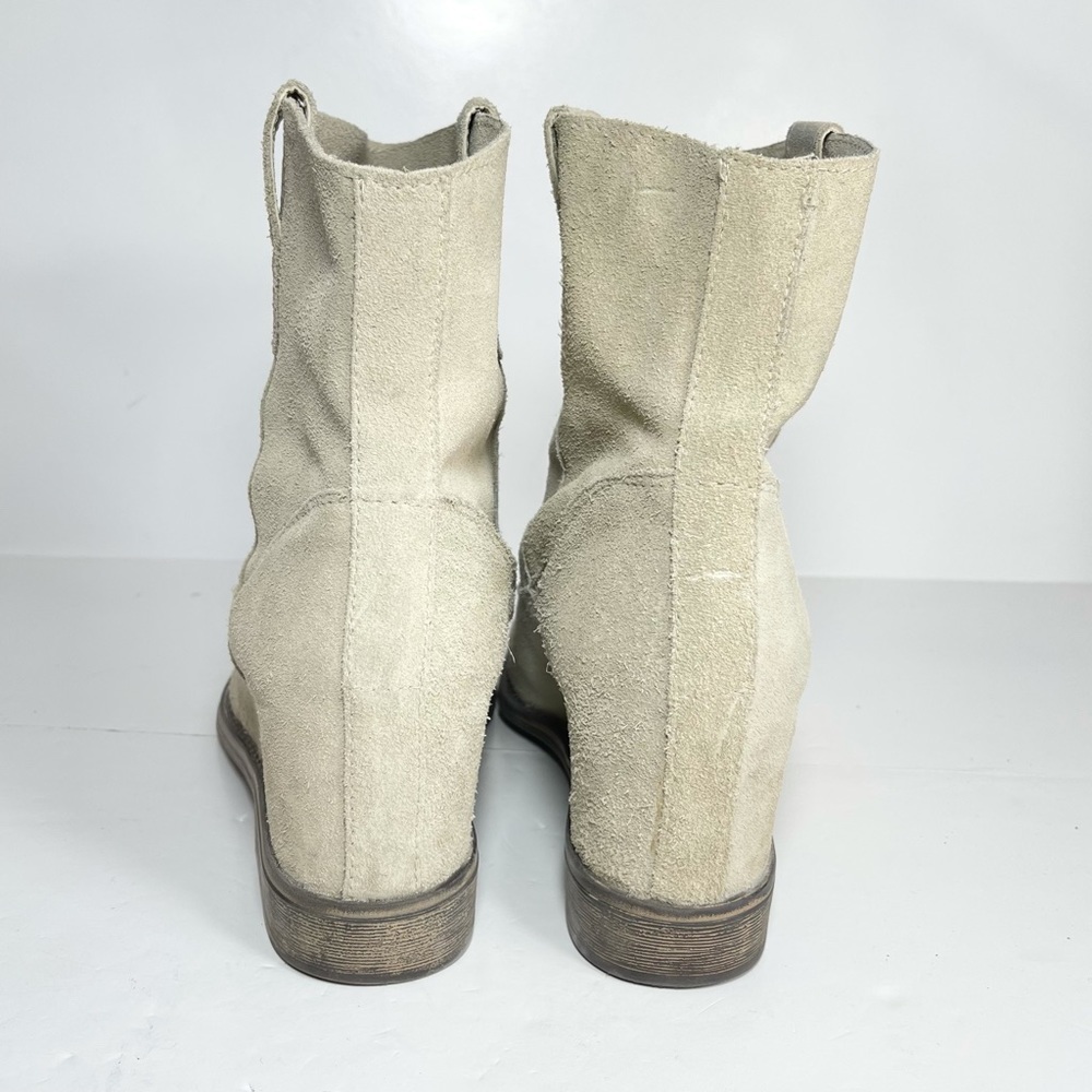 OTBT Sandpiper Women’s Wedge Booties Ankle Boots Beige Suede Size 9M - Picture 6 of 10